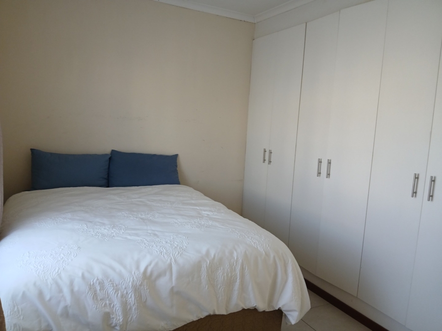 2 Bedroom Property for Sale in Cove Rock Eastern Cape
